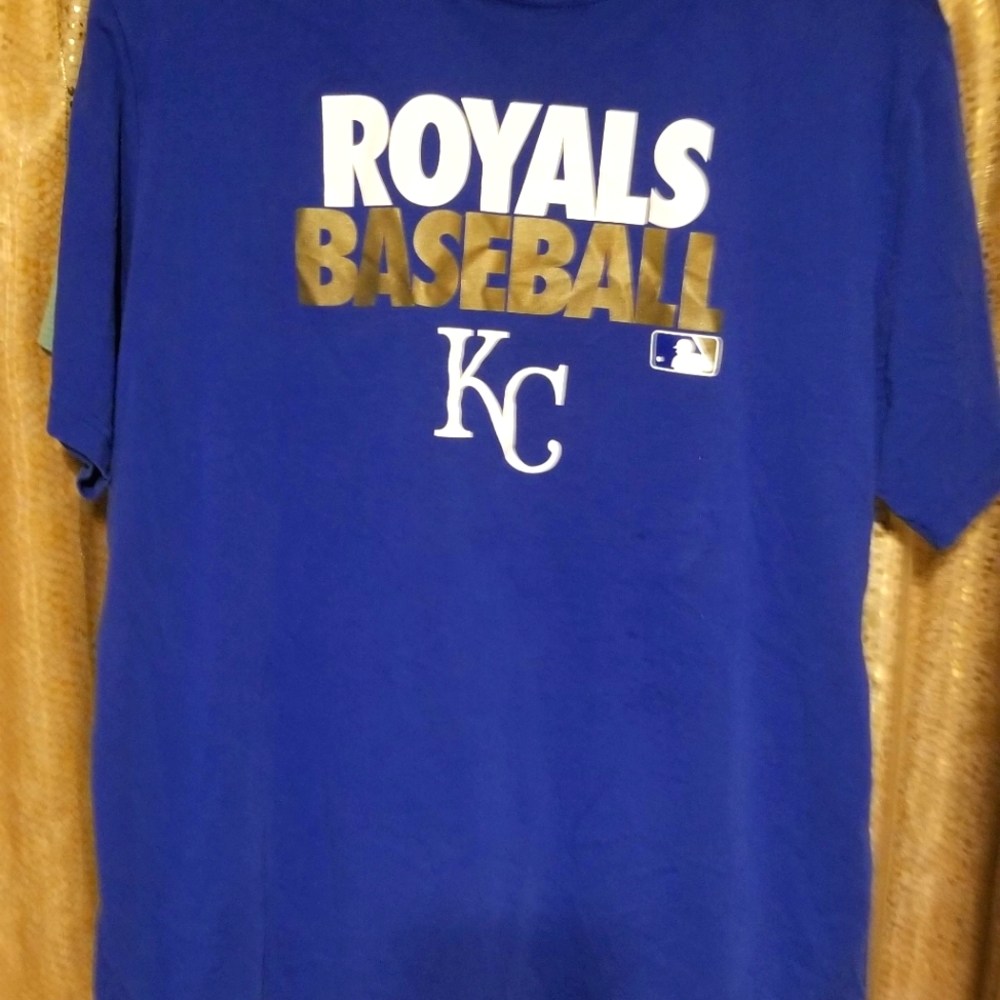 KC Royals Nike tee shirt